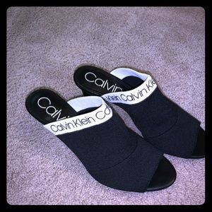 Calvin Klein Coraline slides
